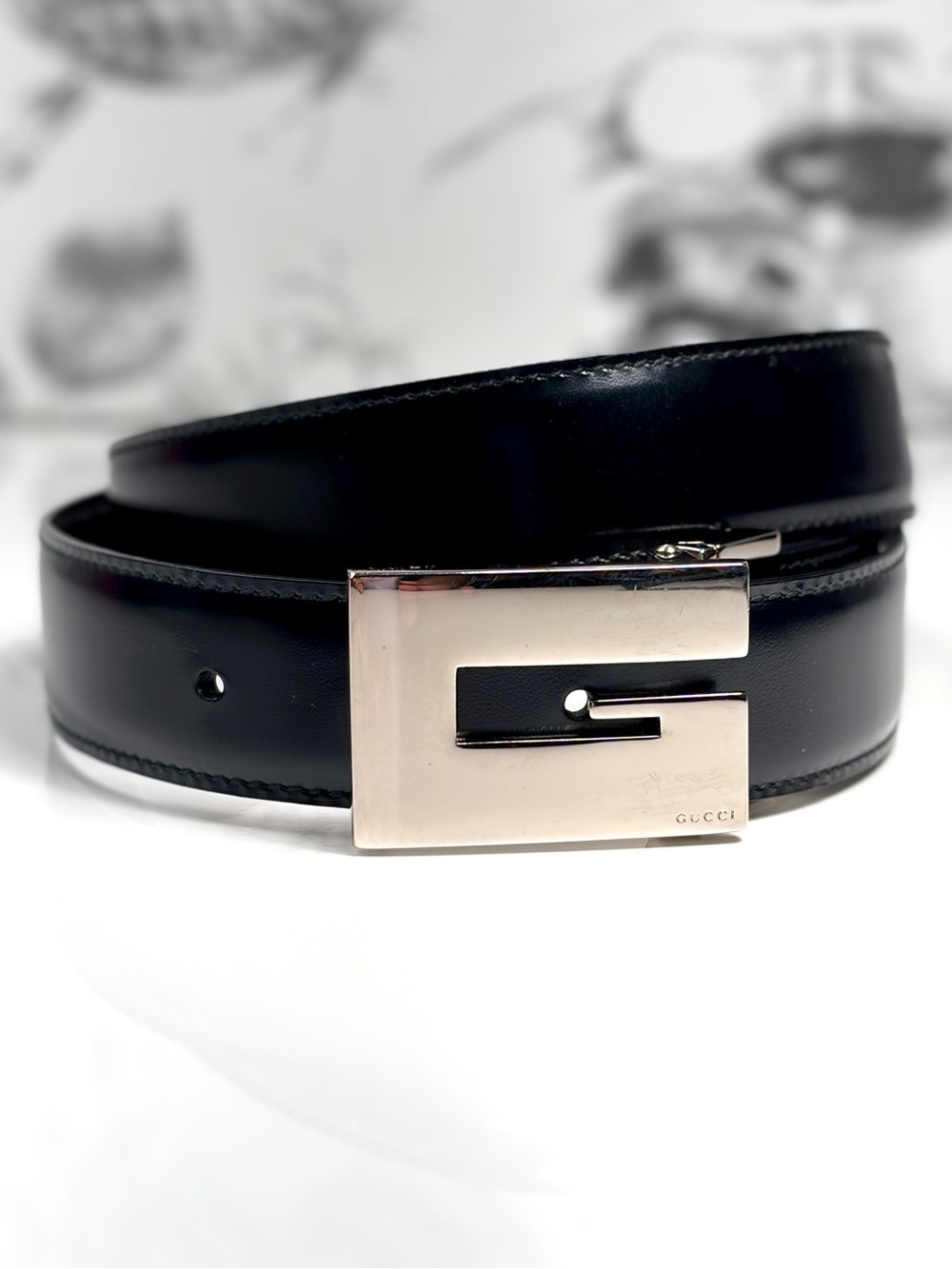 Gucci Women’s 32in/80cm Y2k Era Square G Buckle Black/Brown Reversible Belt
